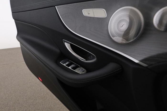 E 200 Coupé Avantgarde [9]