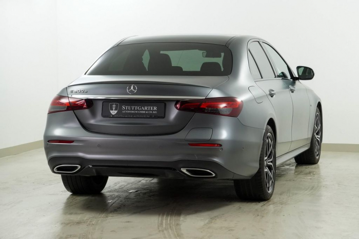 E 300 e Pano AMG Line [5]