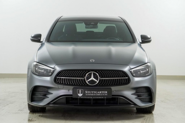 E 300 e Pano AMG Line [2]