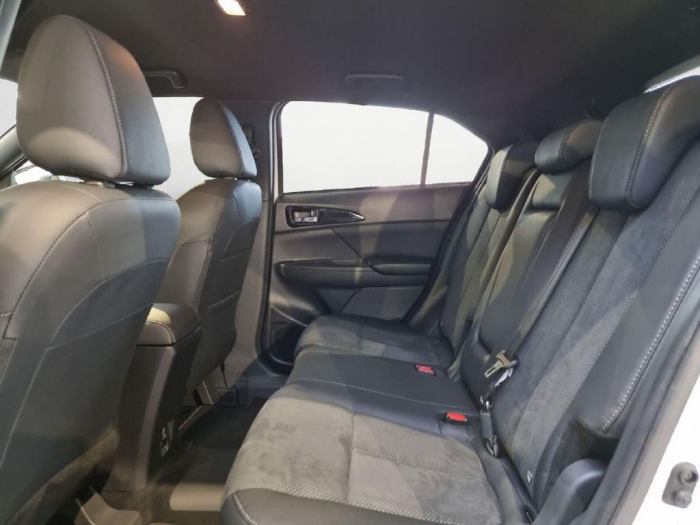 Eclipse Cross Plug-In Hybrid Plus Allwetterreife [10]