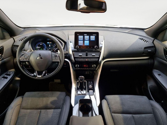 Eclipse Cross Plug-In Hybrid Plus Allwetterreife [8]