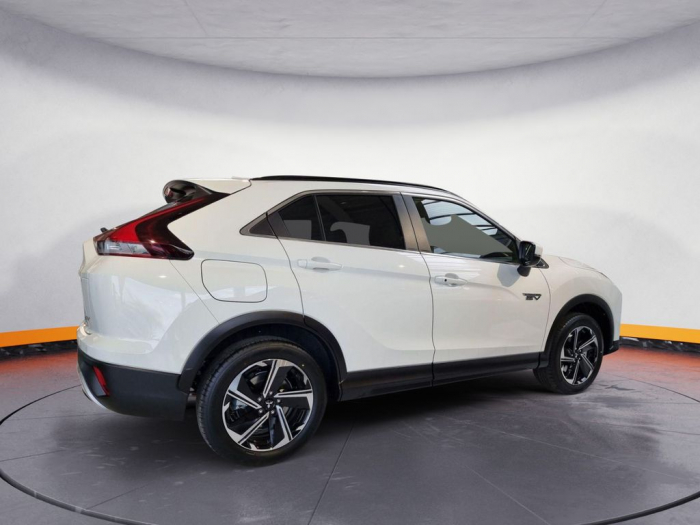 Eclipse Cross Plug-In Hybrid Plus Allwetterreife [3]