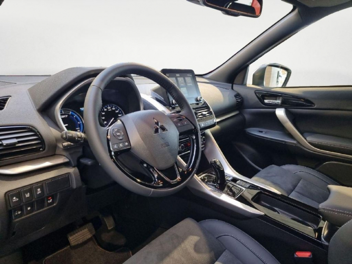 Eclipse Cross Plug-In Hybrid Plus Allwetterreife [7]