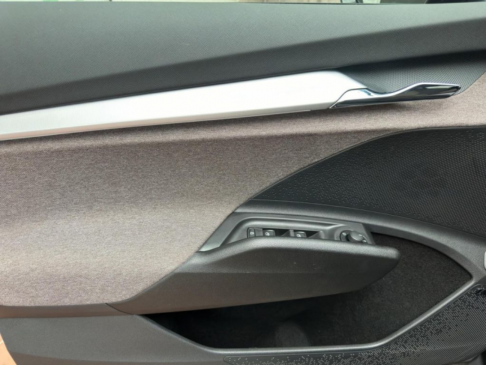 SKODA ENYAQ iV 60 LODGE [16]