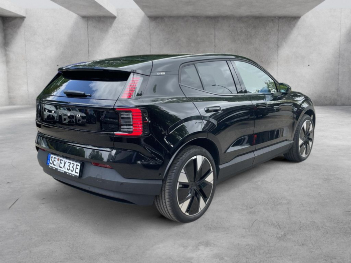 Volvo EX30 Single Motor Extended Range [4]