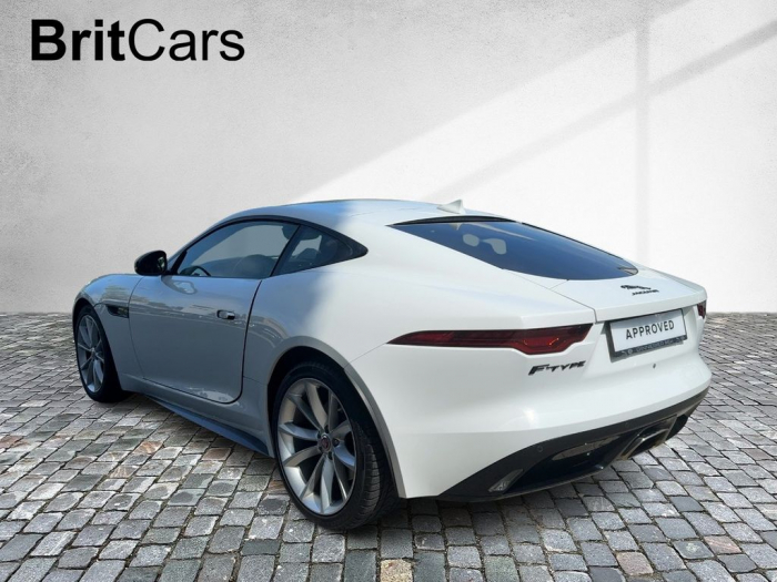 F-TYPE Coupé P300 R-Dynamic [3]