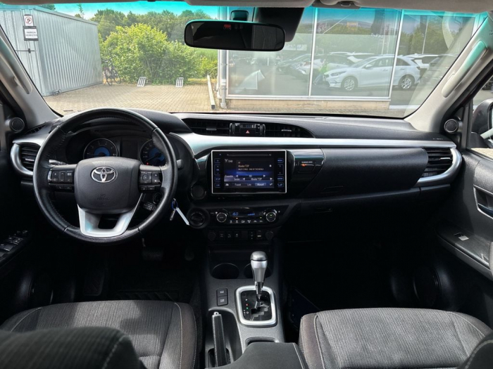 Hilux Double Cab Comfort 4x4 2.4 [9]