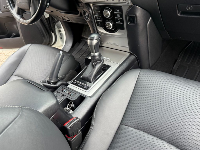 Land Cruiser 2.8 D-4D 150 TEC [10]