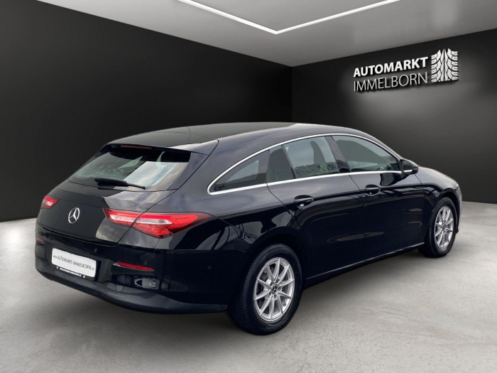 Mercedes-Benz CLA 200 Shooting Brake [4]