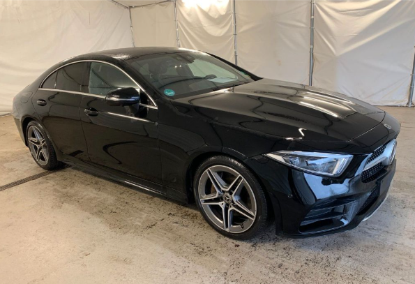 Mercedes-Benz CLS 300 Coupé AMG Line [2]