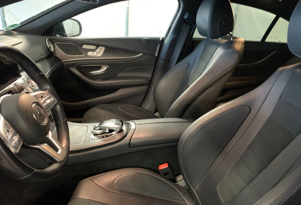 Mercedes-Benz CLS 300 Coupé AMG Line [8]