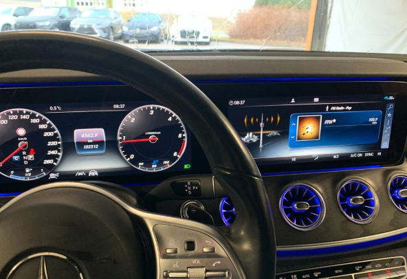 Mercedes-Benz CLS 300 Coupé AMG Line [5]