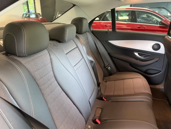 Mercedes-Benz E 200 d AVANTGARD [6]