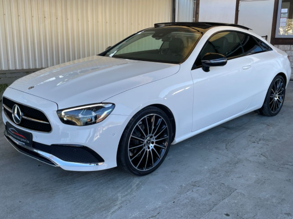 Mercedes-Benz E 220 d Coupe Panoramic [2]