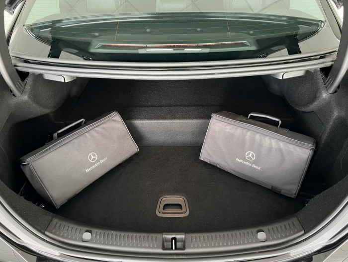 Mercedes-Benz E 300 Avantgarde [5]