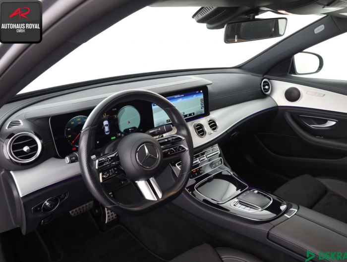 Mercedes-Benz E 300 e AMG [8]