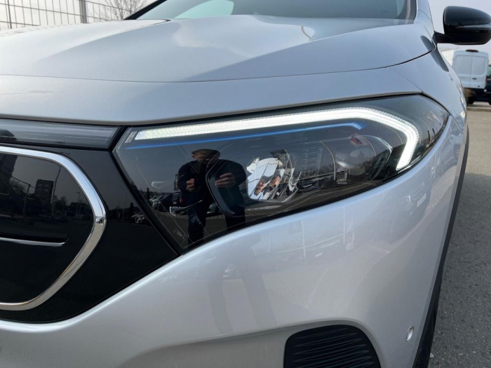 Mercedes-Benz EQA 250 Electric Art [2]