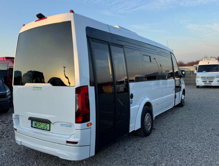 Mercedes-Benz eSprinter [12]