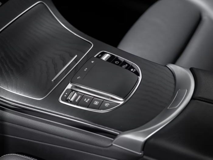 Mercedes-Benz GLC 200 4Matic [9]