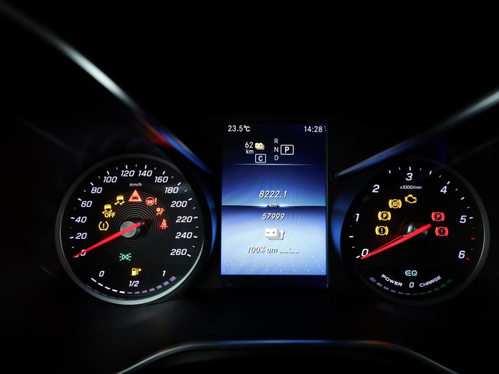 Mercedes-Benz GLC 300 de 4M AMG-Line Plus [12]