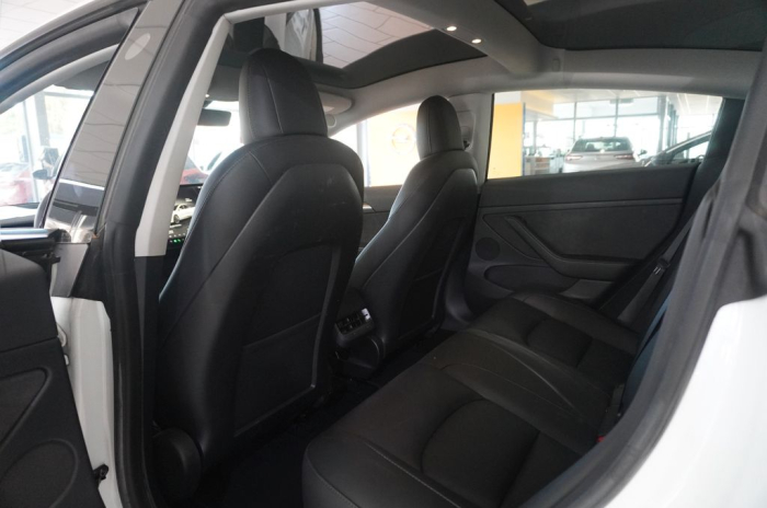 Model 3 LONGRANGE DUAL-MOTOR [8]