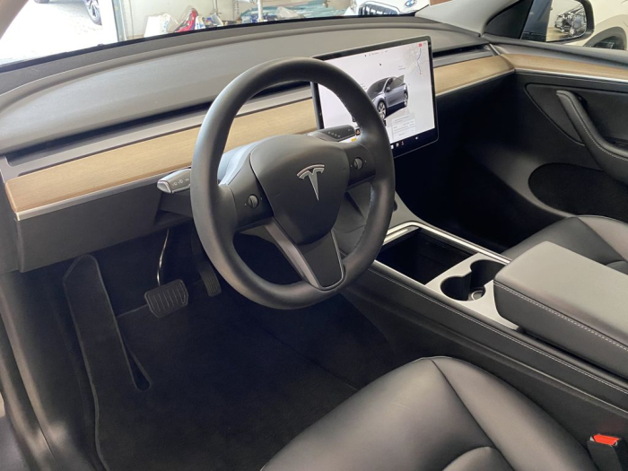 Model Y Long Range [7]
