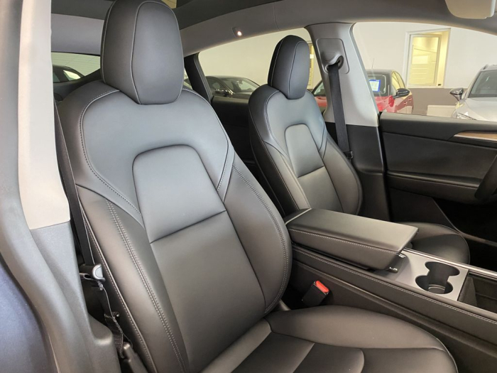 Model Y Long Range [9]