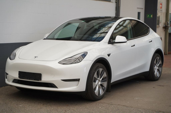 Model Y Long Range [2]