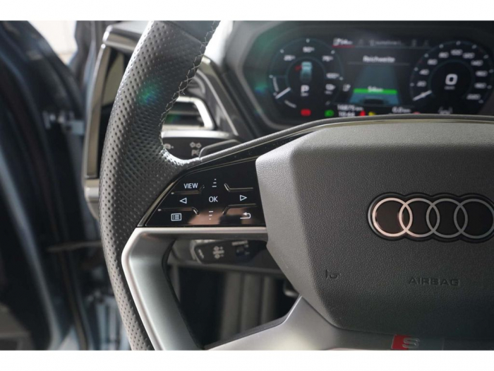 Audi Q4 e-tron 40 S-Line Edition One P-Dach/Matrix [12]