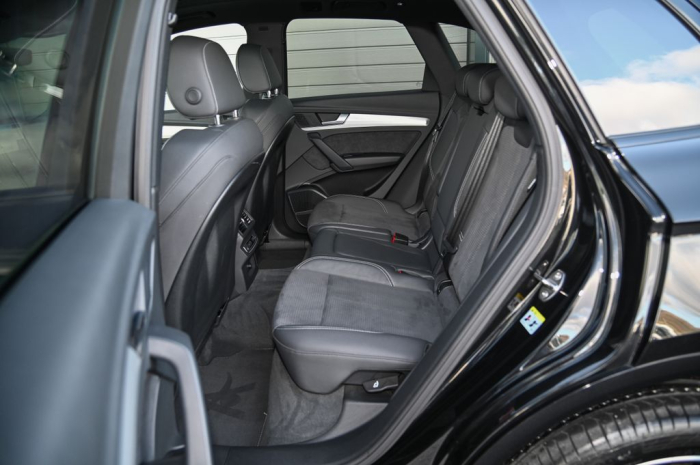 Q5 45 TFSI quattro 2x S line [13]