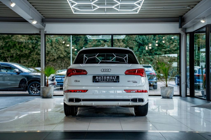 Q5 55 TFSI S-tronic quattro 2x S-line [5]