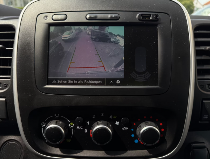 Renault Trafic 2l tdi [14]