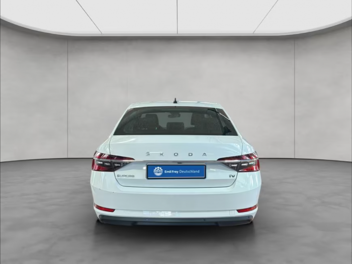 Skoda Superb 1.4 TSI iV DSG - sedan [4]