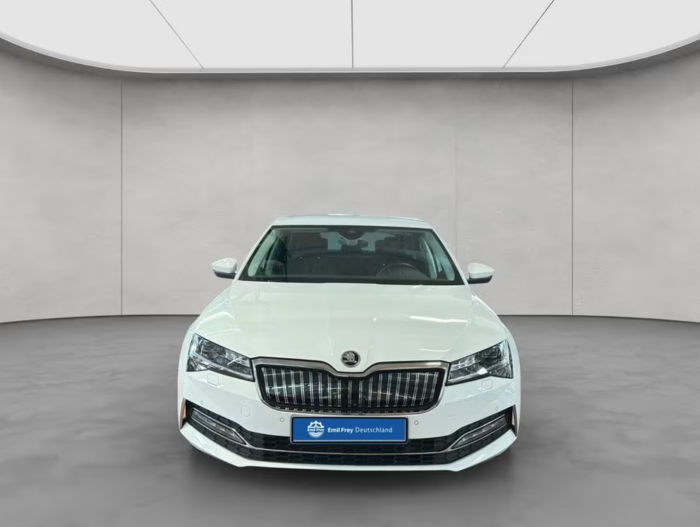 Skoda Superb 1.4 TSI iV DSG - sedan [9]