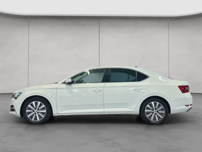 Skoda Superb 1.4 TSI iV DSG - sedan [2]
