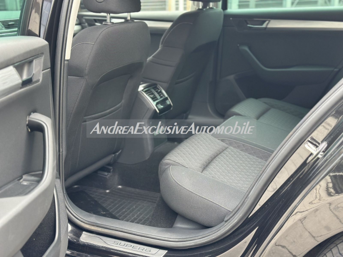 Skoda Superb 1.4 TSI Ambition [14]