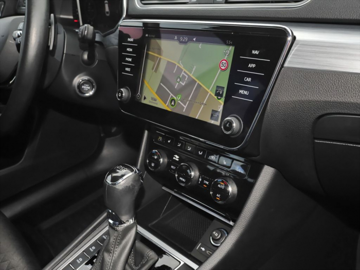 Skoda Superb Combi 1.4TSI [5]