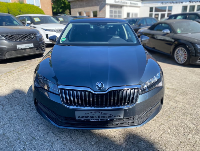 Skoda Superb Sedan [2]