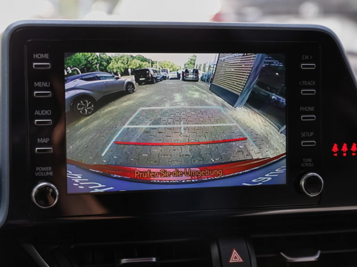 Toyota C-HR 2.0 HYBRID [8]