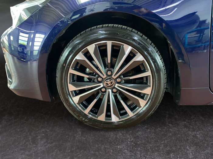 Toyota Corolla 1.8 Hybrid [18]