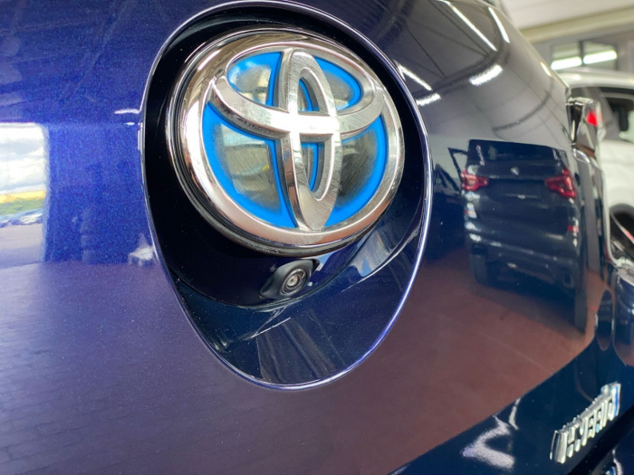 Toyota Corolla 1.8 Hybrid [22]