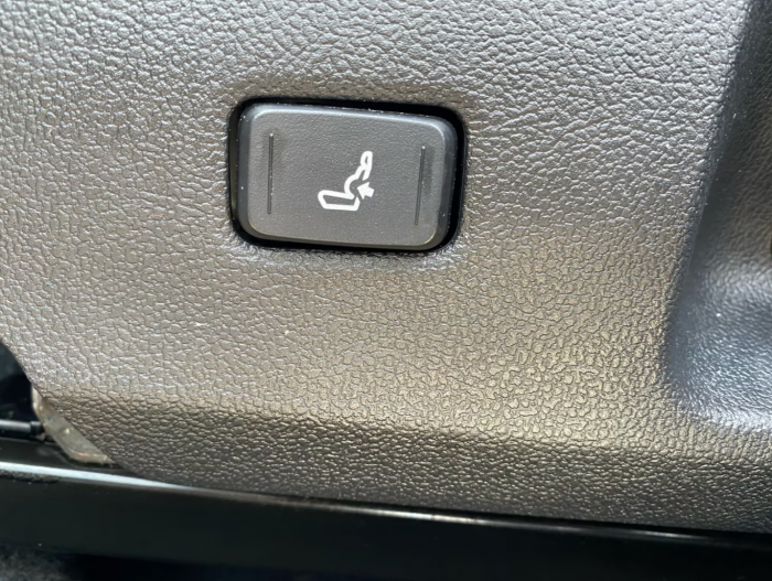 Toyota Corolla 1.8 Hybrid Club [19]