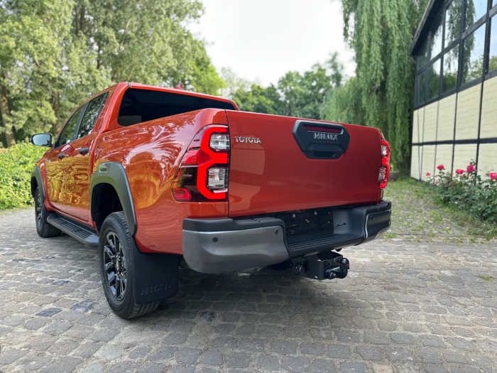Toyota Hilux 2.8 D-4D 4Wd Invincible [6]