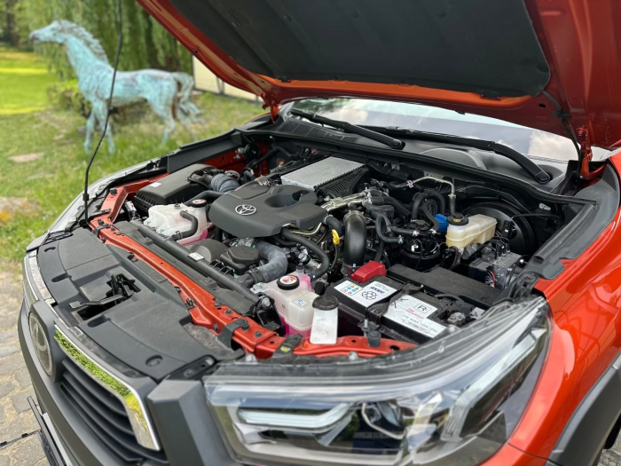 Toyota Hilux 2.8 D-4D 4Wd Invincible [10]