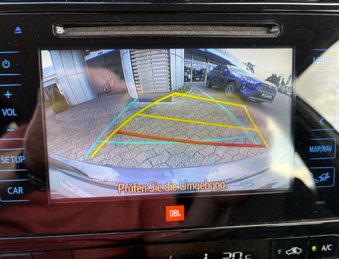 Toyota Prius Executive [9]