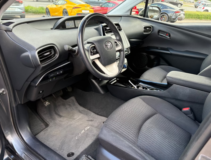 Toyota Prius Executive [6]