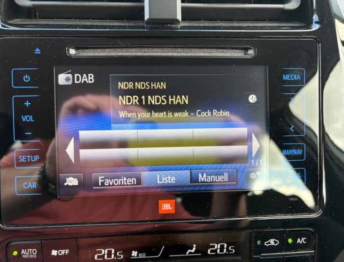 Toyota Prius Executive [8]