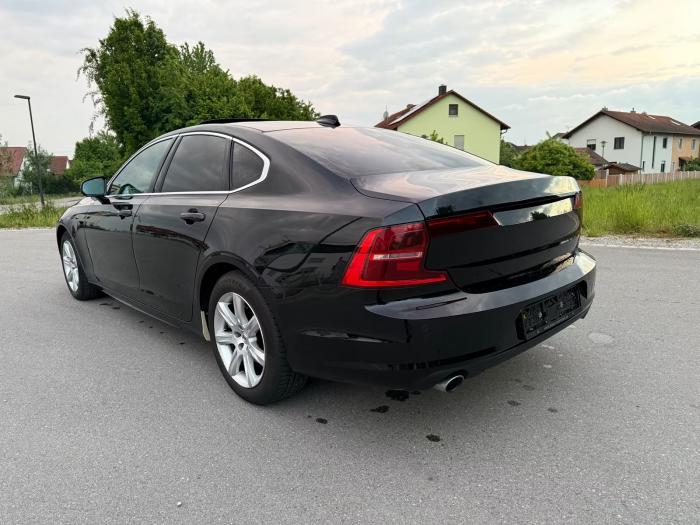 Volvo S90 D4 Momentum [3]