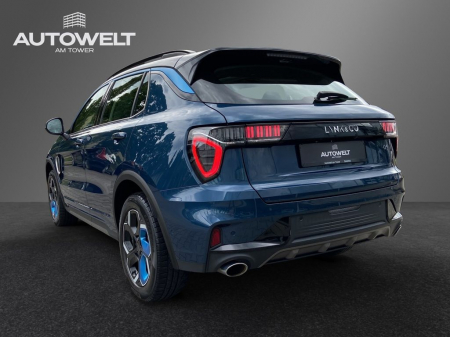 01 1.5 T HEV 145 kW Infinity KAM PANO [4]