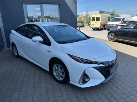 Toyota Prius Plug-in Hybrid Comfort [3]